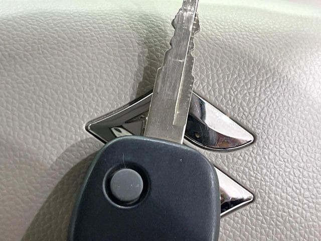 �y�L�[���X�z�������ꂽ�ꏊ����ł��{�^����Ńh�A�̊J���E�{�����ł���̂łƂ��Ă��֗�!�h�A�̌�������ɏ������邱�Ƃ�����܂����