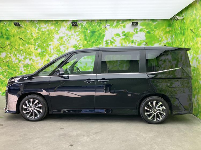 ヴォクシー1.8 ハイブリッド S-Z