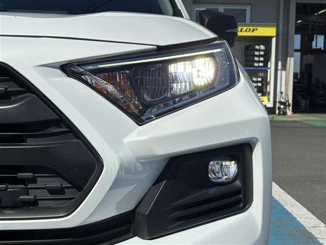 RAV42.0 アドベンチャー オフロードパッケージ II 4WD