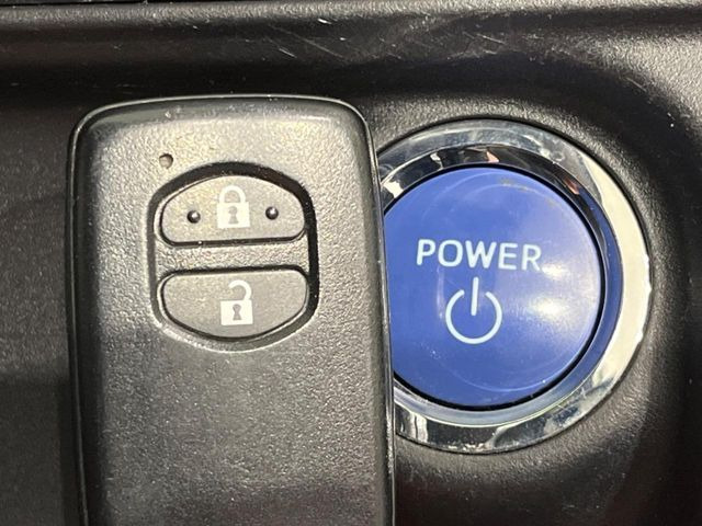 �y�X�}�[�g�L�[�z�J�o����|�P�b�g�ɓ��ꂽ�܂܂ł��h�A�̎{���E�������\�ȃX�}�[�g�L�[�𑕔��B�G���W���̃I���E�I�t�����J�M�����o���K�v����������Ƃ��Ă��֗��ł���