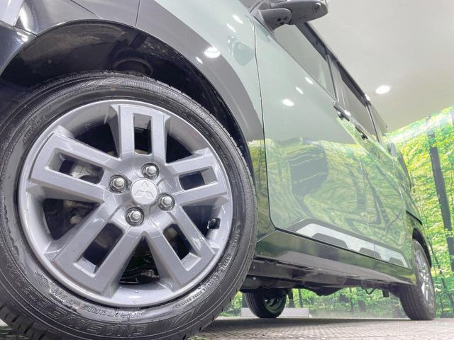 �y����15�C���`�A���~�z�C�[���z�O�ςɃ}�b�`���������A���~�z�C�[���𑕒����Ă���܂��B�e��ЊO�A���~�z�C�[����A�X�^�b�h���X�^�C�����戵�����Ă���܂��B���񂲑��k����������