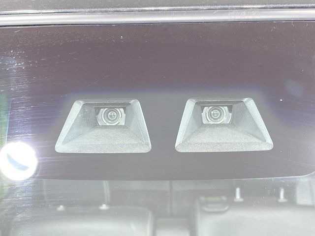 �y�X�}�[�g�A�V�X�g�z���s���ɑO���̎ԗ�����F�����A�Փ˂������Ȏ��͌x��ƃu���[�L�ŏՓˉ���Ɣ�Q�y�����A�V�X�g�B�����S�Ƀh���C�u�����y���݂��������܂��B