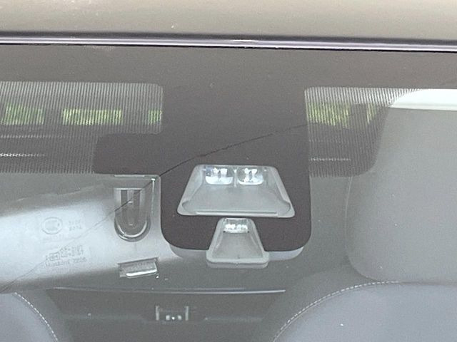 �y�O�He-Assist�z���s���ɑO���̎ԗ�����F�����A�Փ˂������Ȏ��͌x��ƃu���[�L�ŏՓˉ���Ɣ�Q�y�����A�V�X�g�B�����S�Ƀh���C�u�����y���݂��������܂��B