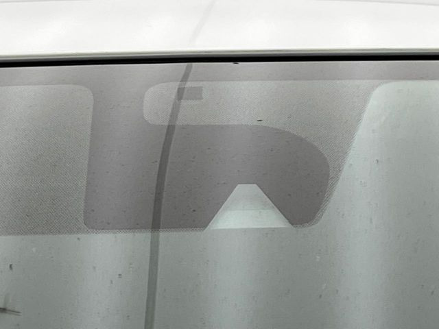 �y�G�}�[�W�F���V�[�u���[�L�z���s���ɑO���̎ԗ�����F�����A�Փ˂������Ȏ��͌x��ƃu���[�L�ŏՓˉ���Ɣ�Q�y�����A�V�X�g�B�����S�Ƀh���C�u�����y���݂��������܂��B