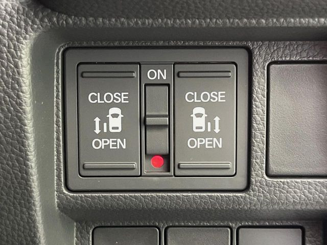 �y�����p���[�X���C�h�h�A�z�X�}�[�g�L�[��^�]�Ȃ̃X�C�b�`�Ō�ȗ����X���C�h�h�A�̊J���\���d��������͂����ăh�A���J����K�v�������A�����Ȃ��q�l�ł��ȒP�ɊJ���߂ł����K�ł���