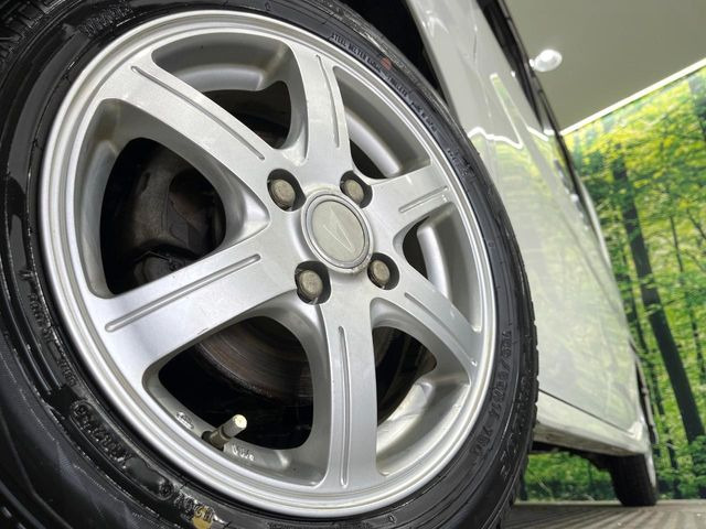 �y14�C���`�A���~�z�C�[���z�O�ςɃ}�b�`�����A���~�z�C�[���𑕒����Ă���܂��B�e��ЊO�A���~�z�C�[����A�X�^�b�h���X�^�C�����戵�����Ă���܂��B���񂲑��k����������