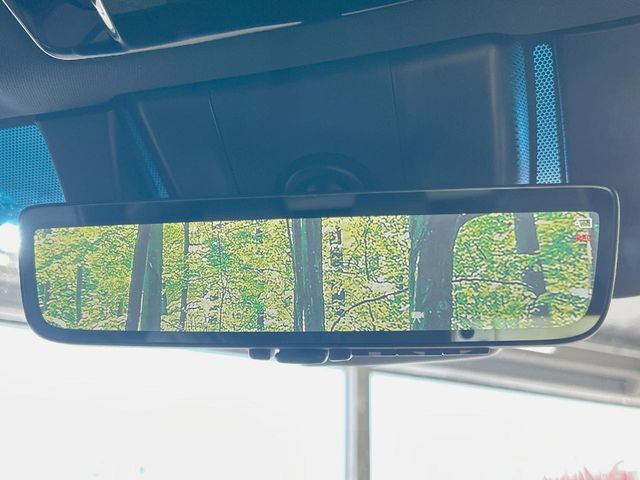 �y�f�W�^���C���i�[�~���[�z��Ȃ̑傫�ȉו��⓯��҂Ō�����m�F���Â炢���ł����S!�J�������B�e�����ԗ�����̉f�������[���~���[���ɕ\���B�N���A�Ȏ��E�ŏ󋵂̊m�F���\�ł�!