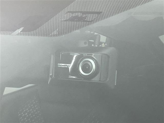 プリウス1.8 S セーフティ プラス