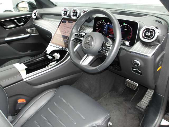 GLC220d 4マチック (ISG) AMGラインパッケージ  4WD