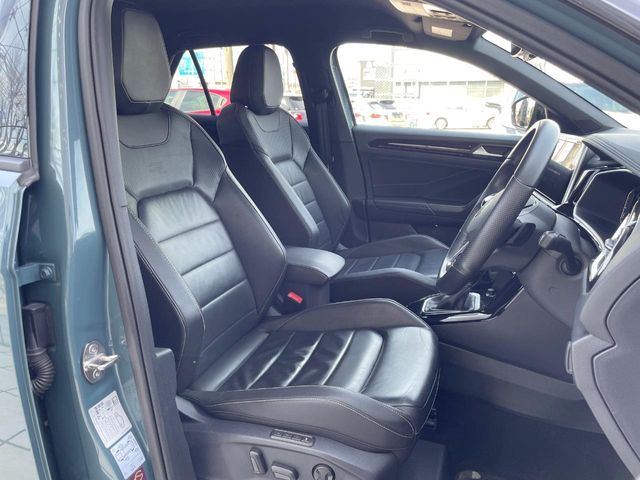 ●レザーシート:高級感漂うブラックレザーシートは、使用感も少なく良好なコンディションを保っております!その他、気になる箇所がございましたらお気軽にお問合せ下さい!