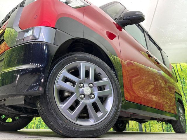 �y����15�C���`�A���~�z�C�[���z�O�ςɃ}�b�`���������A���~�z�C�[���𑕒����Ă���܂��B�e��ЊO�A���~�z�C�[����A�X�^�b�h���X�^�C�����戵�����Ă���܂��B���񂲑��k����������