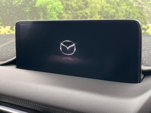 �y10.25�C���`�}�c�_�R�l�N�g�z�ԓ��̕��͋C�Ƀ}�b�`������^�f�B�X�v���C�B�X�}�z�ڑ��ł̃i�r�g�p��Bluetooth�Đ����A�l�X�ȋ@�\���y���߂܂��B�����I�ȃ_�C�������삪�\�ŁA�g��������ǍD�ł��B