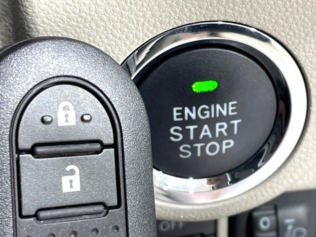 �y�L�[�t���[�V�X�e���z�J�o����|�P�b�g�ɓ��ꂽ�܂܂ł��h�A�̎{���E�������\�ȃX�}�[�g�L�[�𑕔��B�G���W���̃I���E�I�t�����J�M�����o���K�v����������Ƃ��Ă��֗��ł���