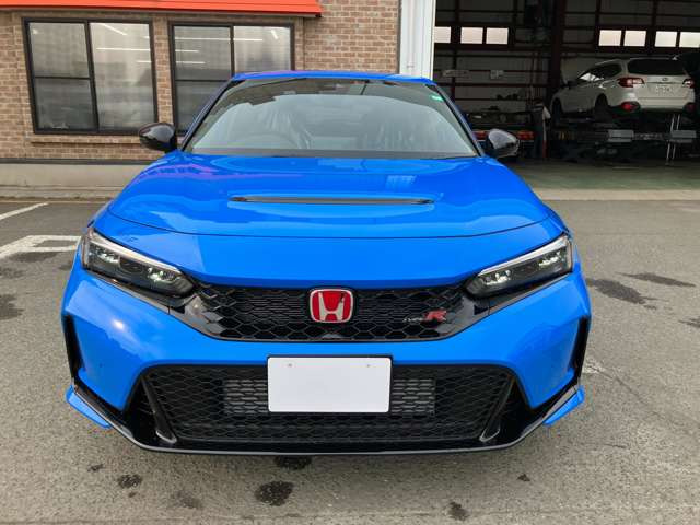 シビックタイプR2.0 レーシング ブラックパッケージ