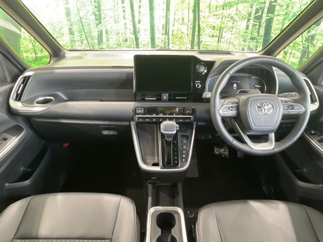 ノア1.8 ハイブリッド S-Z