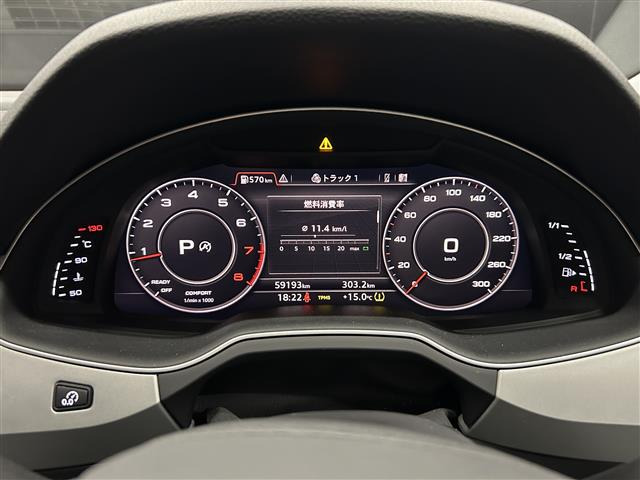 Q72.0 TFSI クワトロ 4WD