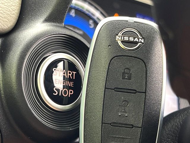 �y�C���e���W�F���g�L�[�z�J�o����|�P�b�g�ɓ��ꂽ�܂܂ł��h�A�̎{���E�������\�ȃX�}�[�g�L�[�𑕔��B�G���W���̃I���E�I�t�����J�M�����o���K�v����������Ƃ��Ă��֗��ł���