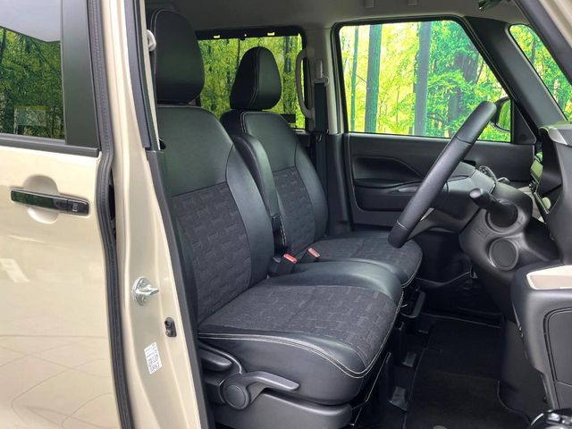 �y�n�[�t���U�[�V�[�g�z�������ƍ���S�n�𗼗������l�C�̃V�[�g���w�ʁE���ʂ̃t�@�u���b�N�f�ނ́A�ʋC���̗ǂ��⊊��ɂ����ɗD��Ă��܂��B�C���╞���ɍ��E���ꂸ���K�ɂ���肢�������܂��B