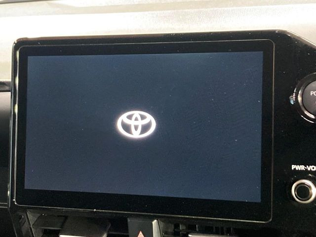 【10.5インチナビ】高級感とインパクトのある大画面ナビを装備。各種オーディオ操作はもちろん、スマホ連携もできる利便性の高いナビです♪