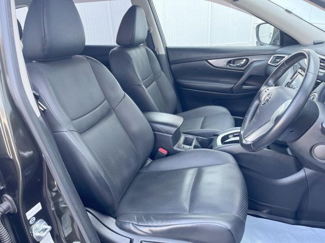 �y���烌�U�[�V�[�g�z����̂ӂ���肪�e�ՂŃ����e�i���X�����ȒP�ȁA�@�\���ɗD��鍇����v���̗p�����㎿�ȃV�[�g�ł��B����S�n���悭�A���������ӂ��S�n�ǂ��ԓ���Ԃ����o���Ă���܂��B