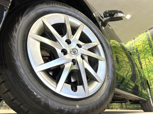 �y����16�C���`�A���~�z�C�[���z�O�ςɃ}�b�`���������A���~�z�C�[���𑕒����Ă���܂��B�e��ЊO�A���~�z�C�[����A�X�^�b�h���X�^�C�����戵�����Ă���܂��B���񂲑��k����������