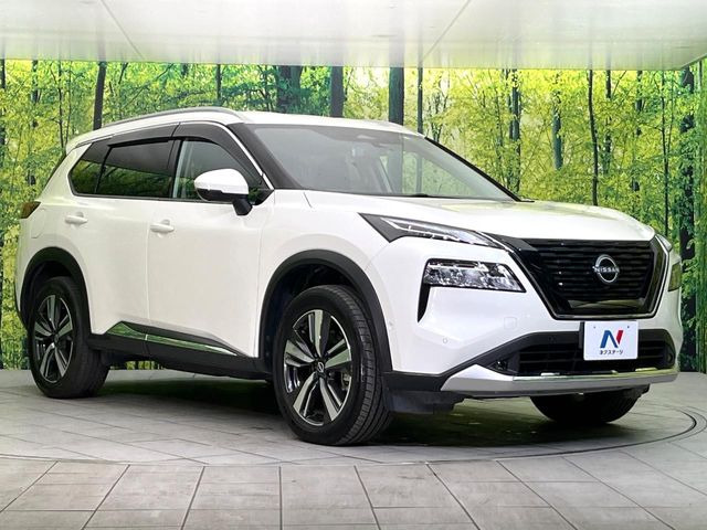 ��D�]�𒸂��Ă���܂��{�f�B�̒e�X�v���b�V���R�[�g���D�]��t���B�ʏ�̃K���X�R�[�g�ƈقȂ�A�ϋv�N��6�N�̖��@���K���X�R�[�e�B���O���A�{�f�B���L���C�ȏ�Ԃɕۂ��Ă���܂��B