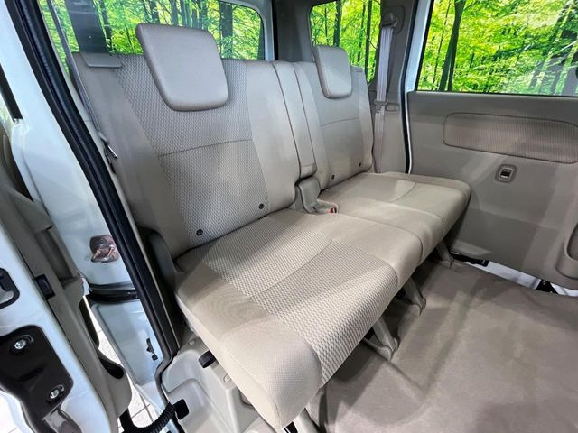 ���i���ȃI���W�i���t���A�}�b�g���I�v�V�����ɂĂ��p�ӂ��Ă���܂��B���D���ȃf�U�C����J���[�����Ԃɍ��킹�đI��ł����������Ƃ��ł��܂���