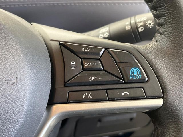 �y�v���p�C���b�g�z�������H�ł̒��������s���y��!!�a�؎��Ə��񑖍s�̃V�[���ŁA�A�N�Z���E�u���[�L�E�X�e�A�����O�������Ő��䂵�A�������^�]�̕��S���y�����Ă���܂���