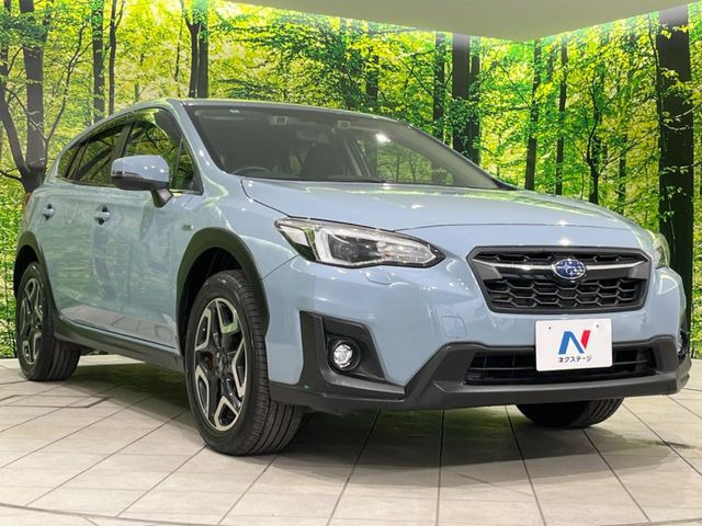 高透明度のガラス皮膜で撥水はもちろん、上質なツヤ・光沢を実現。紫外線や酸性雨から大切な愛車を保護し、色あせ・劣化を防止。「弾スプラッシュコート」、「弾プリミッサコート」からお選びいただけます。