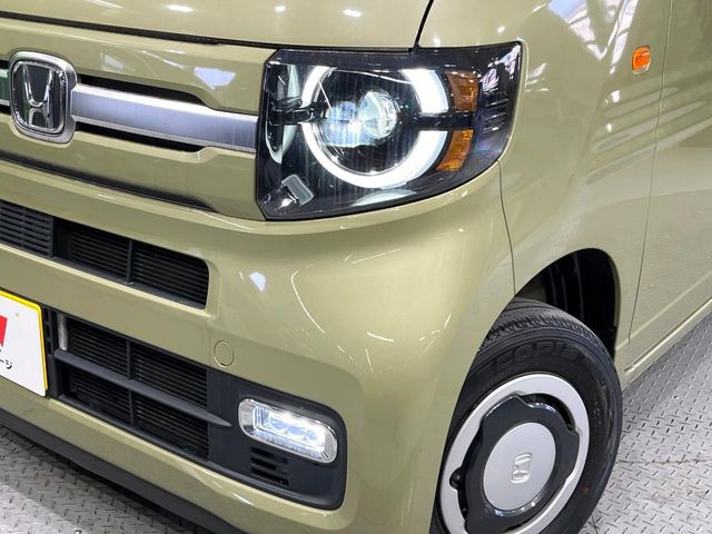 �yLED�w�b�h���C�g�z���V����ԑ��s�����ǍD�Ȏ��E���m�ۂ����S���ĉ^�]�ł��鍂�P�xLED�w�b�h���C�g�𑕔�!�_�����x�������A����d�͂��}�����Ă��܂��B