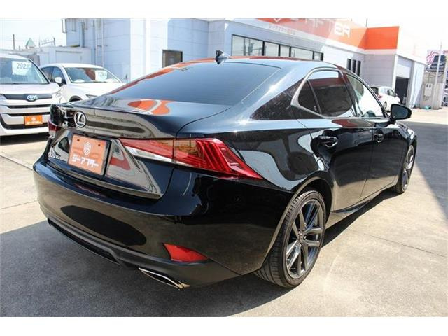 �̔��͂����X���������邨�q�l����ł��B���Ǝҗl�ւ̔̔��͂��f�肳���Ă��������܂��B�Ԍ������ԗ��̏ꍇ�́A�Ԍ����擾�������x�������z�ŕ\�����Ă���܂��B