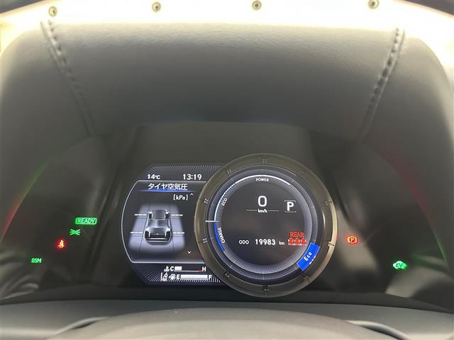 ES300h Fスポーツ