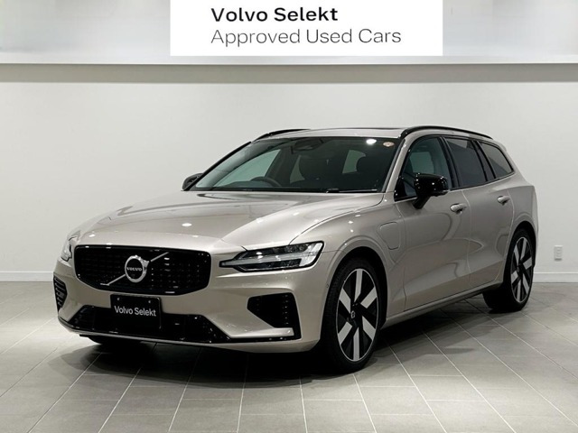 V60ウルトラ T6  AWD プラグインハイブリッド 4WD