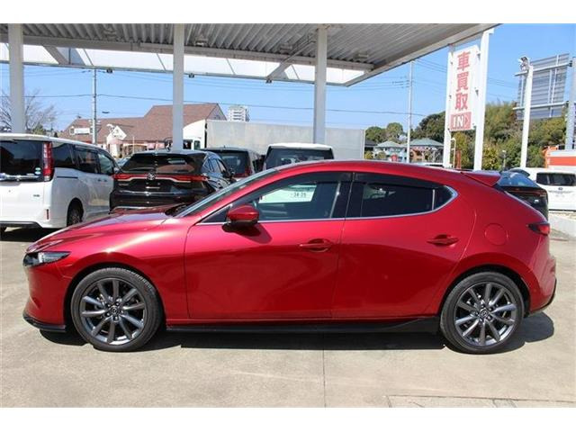 販売はご来店いただけるお客様限定です。同業者様への販売はお断りさせていただきます。車検無し車両の場合は、車検を取得したお支払い総額で表示しております。