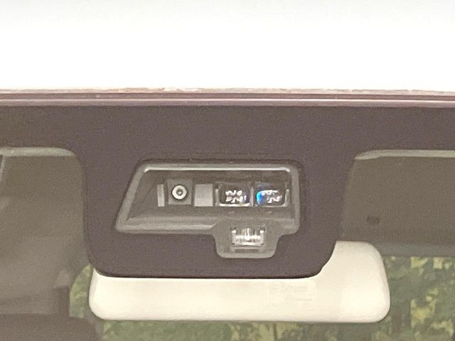 �y�X�Y�L �Z�[�t�e�B�T�|�[�g�z���s���ɑO���̎ԗ�����F�����A�Փ˂������Ȏ��͌x��ƃu���[�L�ŏՓˉ���Ɣ�Q�y�����A�V�X�g�B�����S�Ƀh���C�u�����y���݂��������܂��B