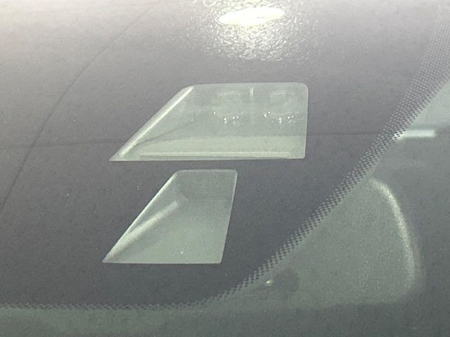 �yi-ACTIVESENSE�z���s���ɑO���̎ԗ�����F�����A�Փ˂������Ȏ��͌x��ƃu���[�L�ŏՓˉ���Ɣ�Q�y�����A�V�X�g�B�����S�Ƀh���C�u�����y���݂��������܂��B