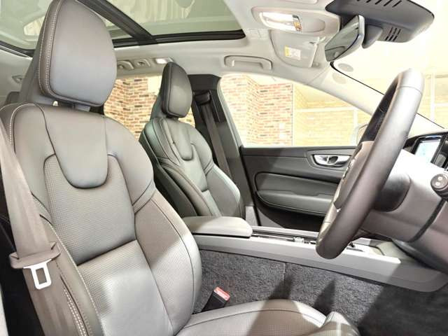 XC60ウルトラ B5 AWD 4WD