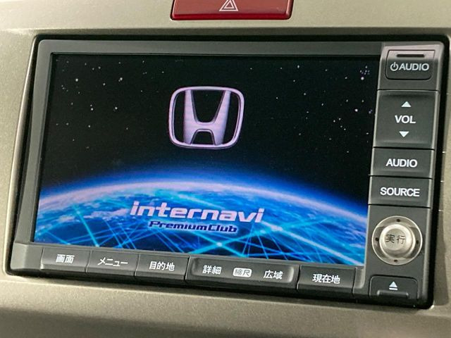 �y�����i�r�z�l�C�̏����i�r�𑕔����Ă���܂��B�i�r�̎g���₷���͂������A�I�[�f�B�I�@�\���[��!�L�����v�◷�s�͂������A�ʋ΂┃�����ȂǕ��i�̃h���C�u���y�����Ȃ�͂���