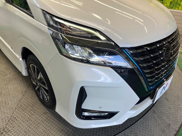 �yLED�w�b�h���C�g�z���V����ԑ��s�����ǍD�Ȏ��E���m�ۂ����S���ĉ^�]�ł��鍂�P�xLED�w�b�h���C�g�𑕔�!�_�����x�������A����d�͂��}�����Ă��܂��B