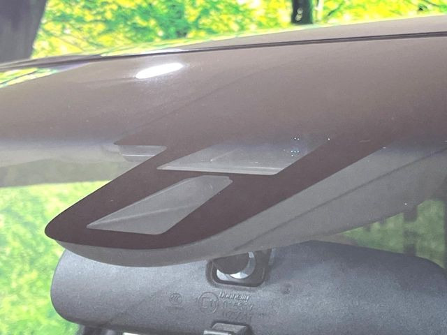 �y�z���_�Z���V���O�z���s���ɑO���̎ԗ�����F�����A�Փ˂������Ȏ��͌x��ƃu���[�L�ŏՓˉ���Ɣ�Q�y�����A�V�X�g�B�����S�Ƀh���C�u�����y���݂��������܂��B