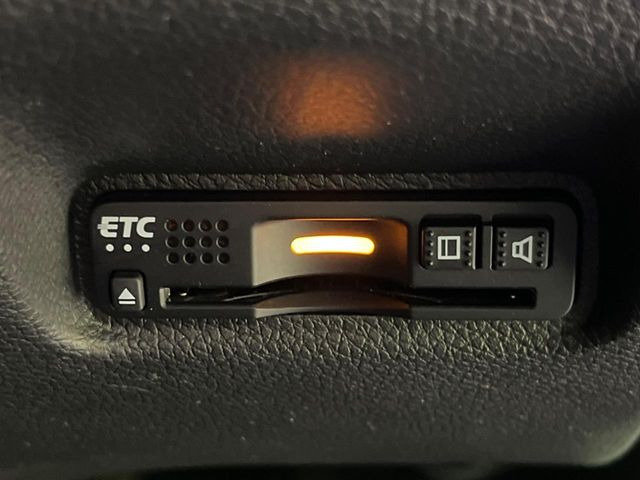 【ETC】高速道路の料金所をストレスなく通過!話題のスポットやサービスエリアに多い「スマートIC」利用時は必須のアイテムです。当店でセットアップを実施、ご納車当日からすぐにご利用いただけます!