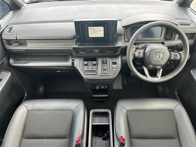 ステップワゴン2.0 e:HEV スパーダ