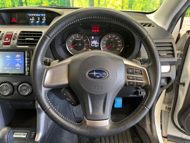 �y�����v�����X�e�A�����O�z�㎿�Ȋv���g�p���邱�ƂŁA��ɂ����������݂ƂĂ��^�]���₷���n���h���ł���