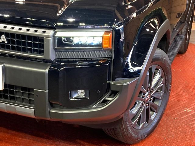 �y�O��LED�w�b�h���C�g�z�X�^�C���b�V���Ȍ����ڂ̎O��LED�w�b�h���C�g�𑕔���X�^�C�������łȂ��A��Ԃ̑��s�����E�ǍD�ň��S���Ă���肢�������܂��B