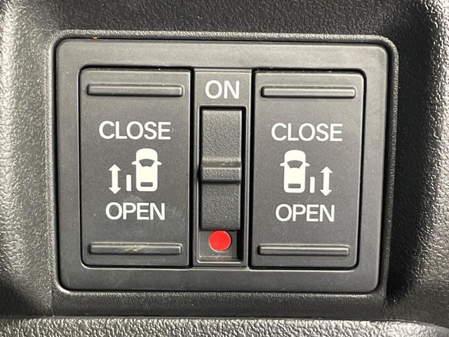 �y�����p���[�X���C�h�h�A�z�X�}�[�g�L�[��^�]�Ȃ̃X�C�b�`�Ō�ȗ����X���C�h�h�A�̊J���\���d��������͂����ăh�A���J����K�v�������A�����Ȃ��q�l�ł��ȒP�ɊJ���߂ł����K�ł���