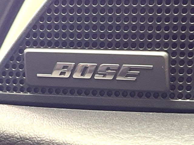 【BOSEサウンドシステム付き純正ナビ】充実のナビ機能はもちろん、高度なチューニング能力が搭載されており、高音質な音楽をお楽しみいただけます♪