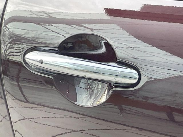 ���R���t�H�[�g�A�N�Z�X(�X�}�[�g�G���g���[�V�X�e��):�L�[���������Ă��邾���ŊJ���E�{������G���W���X�^�[�g�܂ő���\!