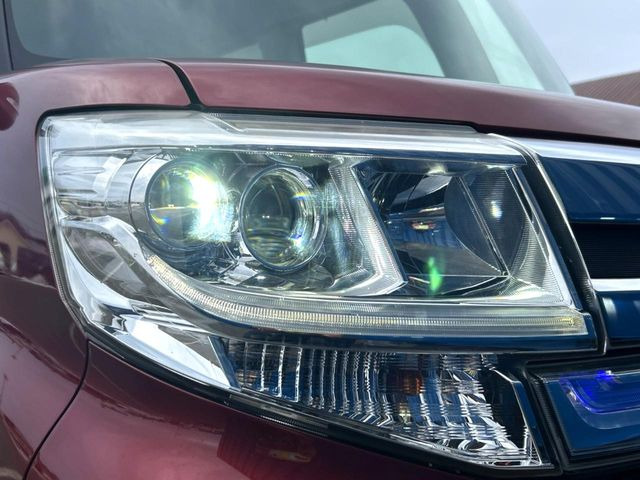 �yLED�w�b�h���C�g�z���V����ԑ��s�����ǍD�Ȏ��E���m�ۂ����S���ĉ^�]�ł��鍂�P�xLED�w�b�h���C�g�𑕔�!�_�����x�������A����d�͂��}�����Ă��܂��B