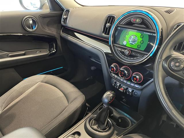 ミニクロスオーバークーパー D