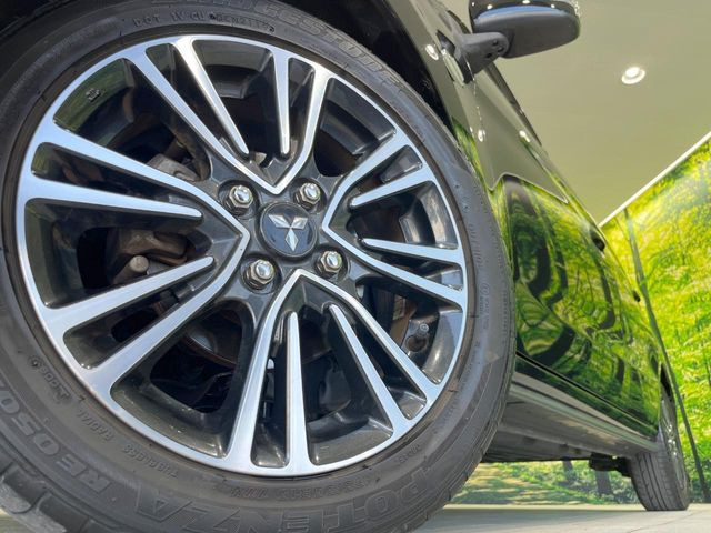 �y����15�C���`�A���~�z�C�[���z�O�ςɃ}�b�`���������A���~�z�C�[���𑕒����Ă���܂��B�e��ЊO�A���~�z�C�[����A�X�^�b�h���X�^�C�����戵�����Ă���܂��B���񂲑��k����������